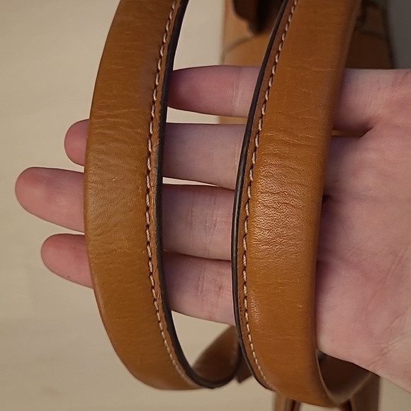 EUC Y2K Micheal Kors Brown Leather Tote/Shoulder Bag with Silver Hardware - Picture 15 of 17